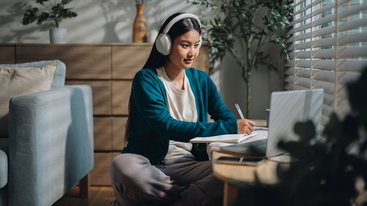 Online Career Training: How It Works and What to Expect